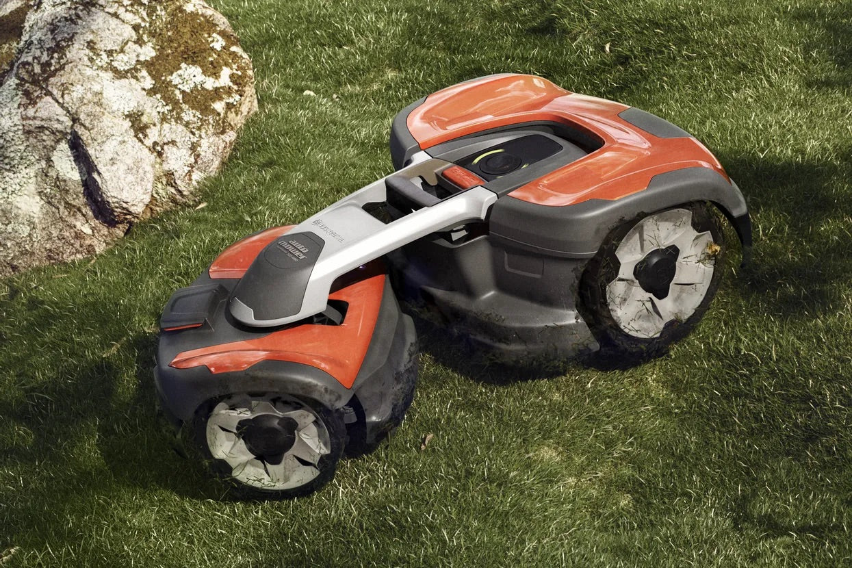 Automower® 535 AWD Professional