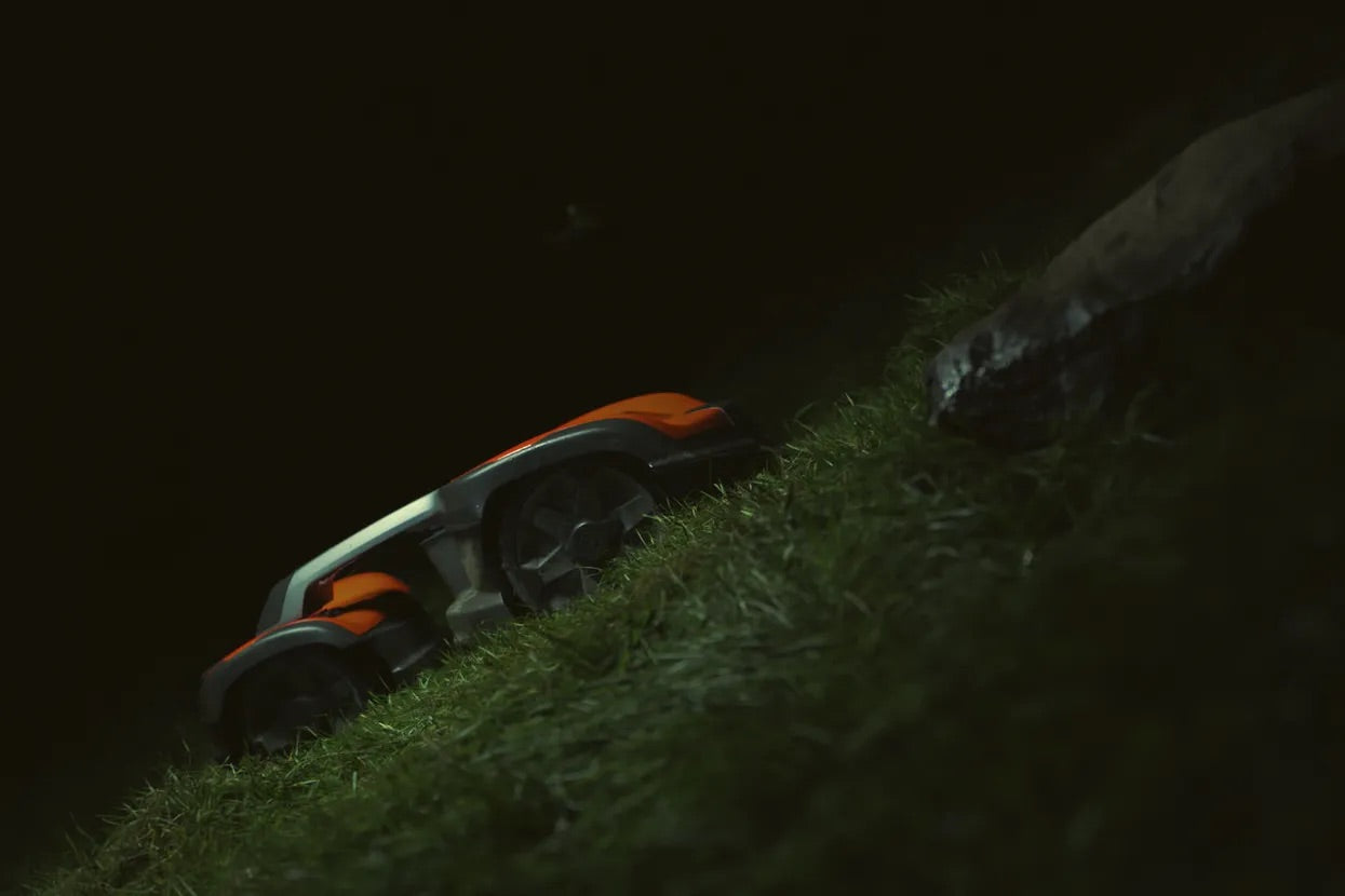 Automower® 535 AWD Professional