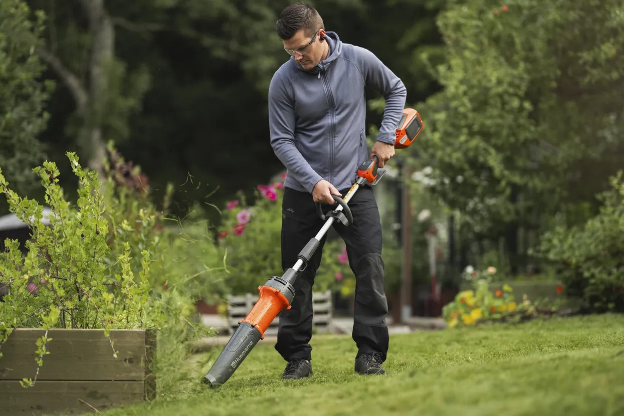 Laubbläservorsatz DB110 FLXi